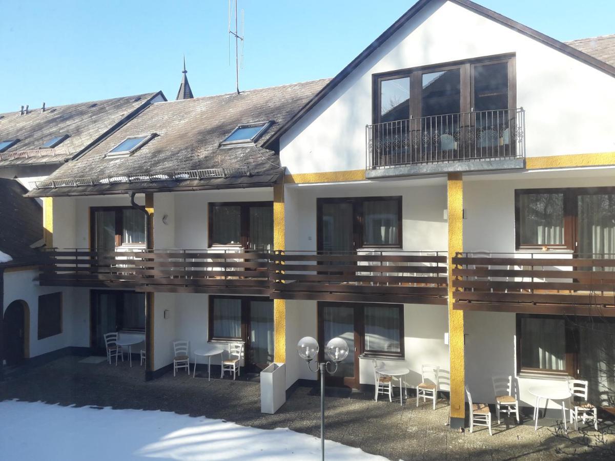 Hotel Schloss Fuchsmuehl Luaran gambar